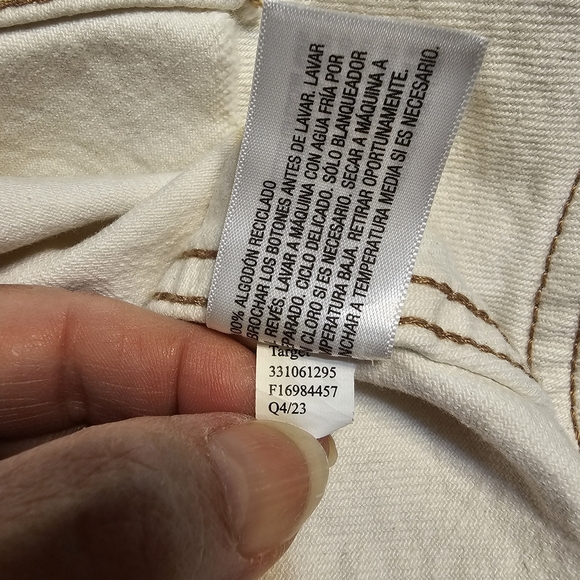 Wild Fable Cropped Raw Hem Denim Trucker Jacket Off White Ladies Large - Picture 6 of 6